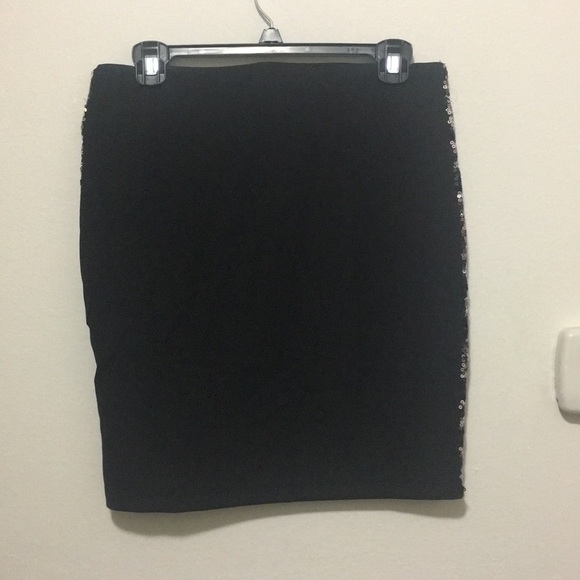 Sparkle away darling! Night out skirt - Picture 3 of 4